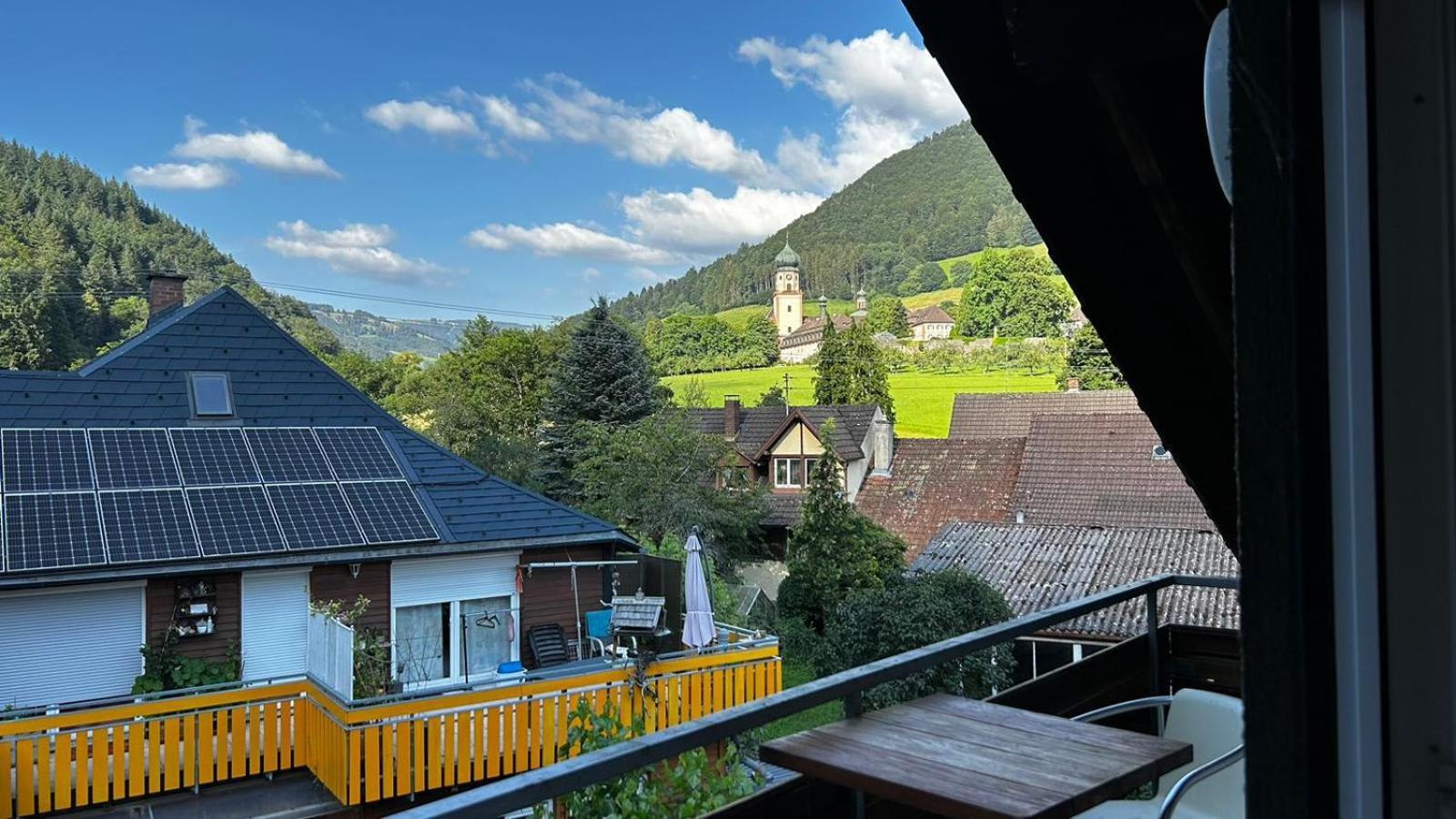 Ferienzimmer Bergblick * Muenstertal